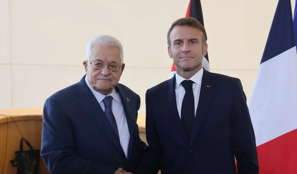 macron to meet palestinian president abbas in paris Macron to Meet Palestinian President Abbas in Paris
