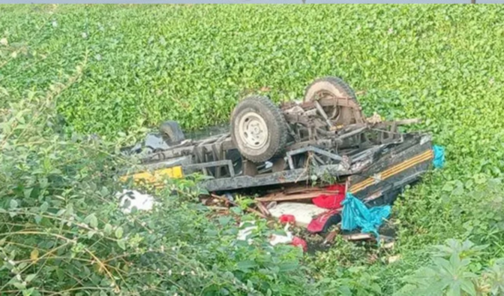 madhabpur pickup crash claims four lives Madhabpur Pickup Crash Claims Four Lives