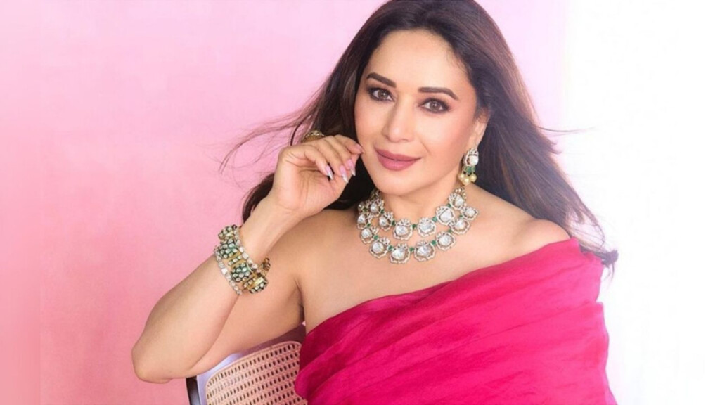 madhuri dixit to star as chilling serial killer Madhuri Dixit to Star as Chilling Serial Killer