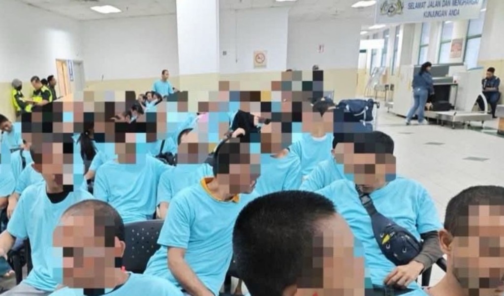 malaysia repatriates 201 migrants including bangladeshis Malaysia Repatriates 201 Migrants Including Bangladeshis