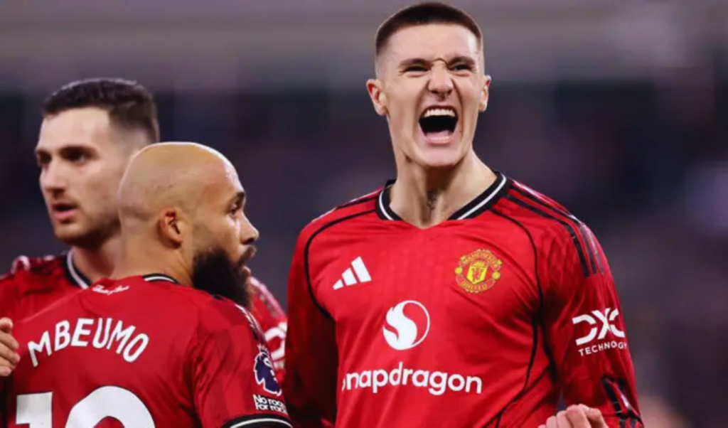Man Utd Rise Into Premier League Top Four 2 man utd rise into premier league top four Man Utd Rise Into Premier League Top Four