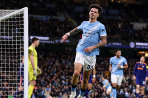 Manchester City Intensify Pressure on Arsenal