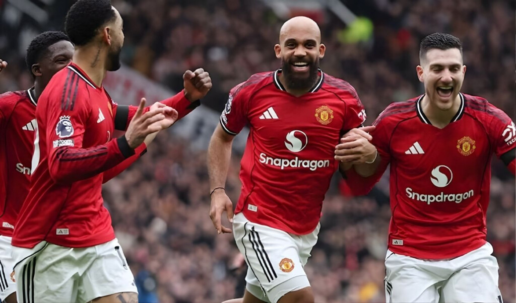manchester united in scintillating form four consecutive victories Manchester United in scintillating form, four consecutive victories