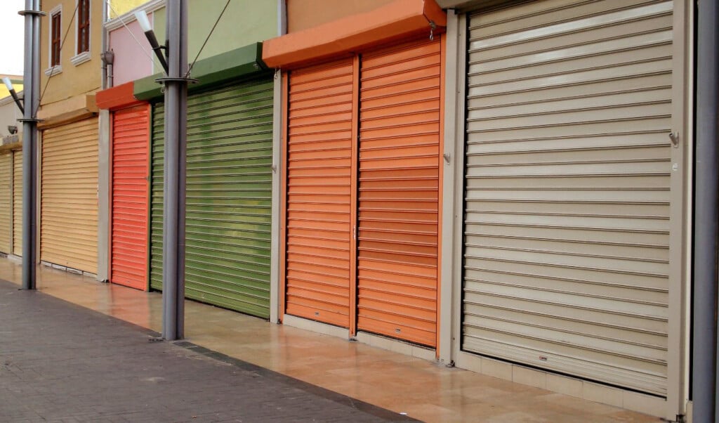 Markets and Shops Closed in the Capital on Sunday 2 markets and shops closed in the capital on sunday Markets and Shops Closed in the Capital on Sunday