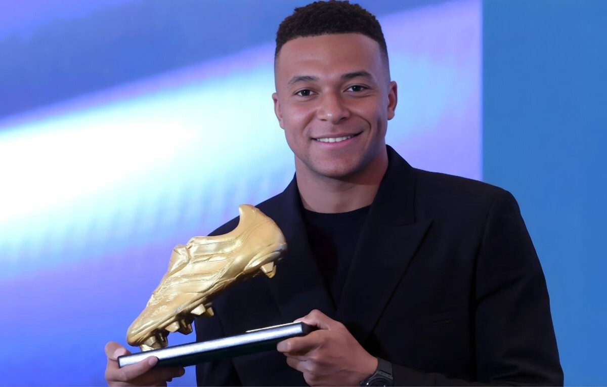 Mbappé delighted to receive the Golden Boot