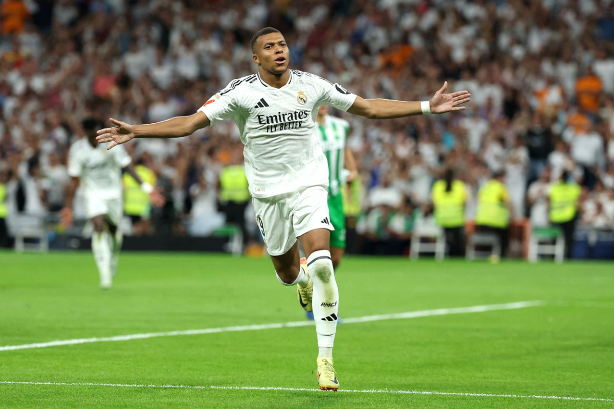 Mbappé Strike and Double Red Cards Propel Real Madrid Back to La Liga Summit