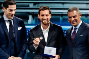 Messi Presented with the Key to the City of Miami