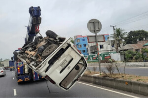 Microbus Cylinder Explosion Kills Three