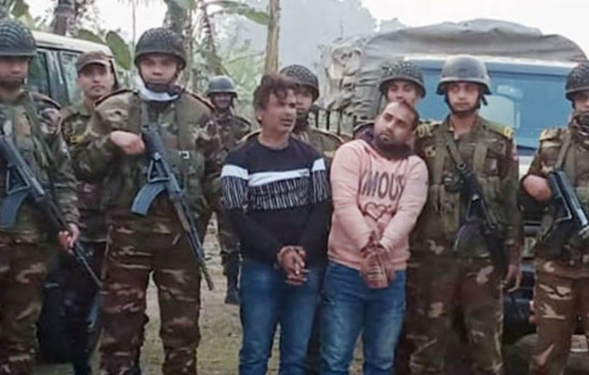 Military Raid in Dhunot Yields Firearms and Weapons