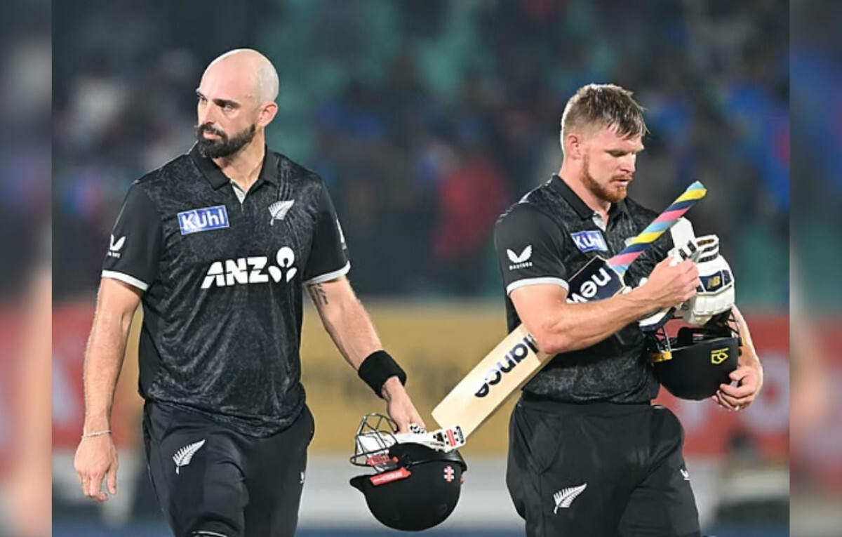 Mitchell Masterclass Secures Record Run Chase in Rajkot
