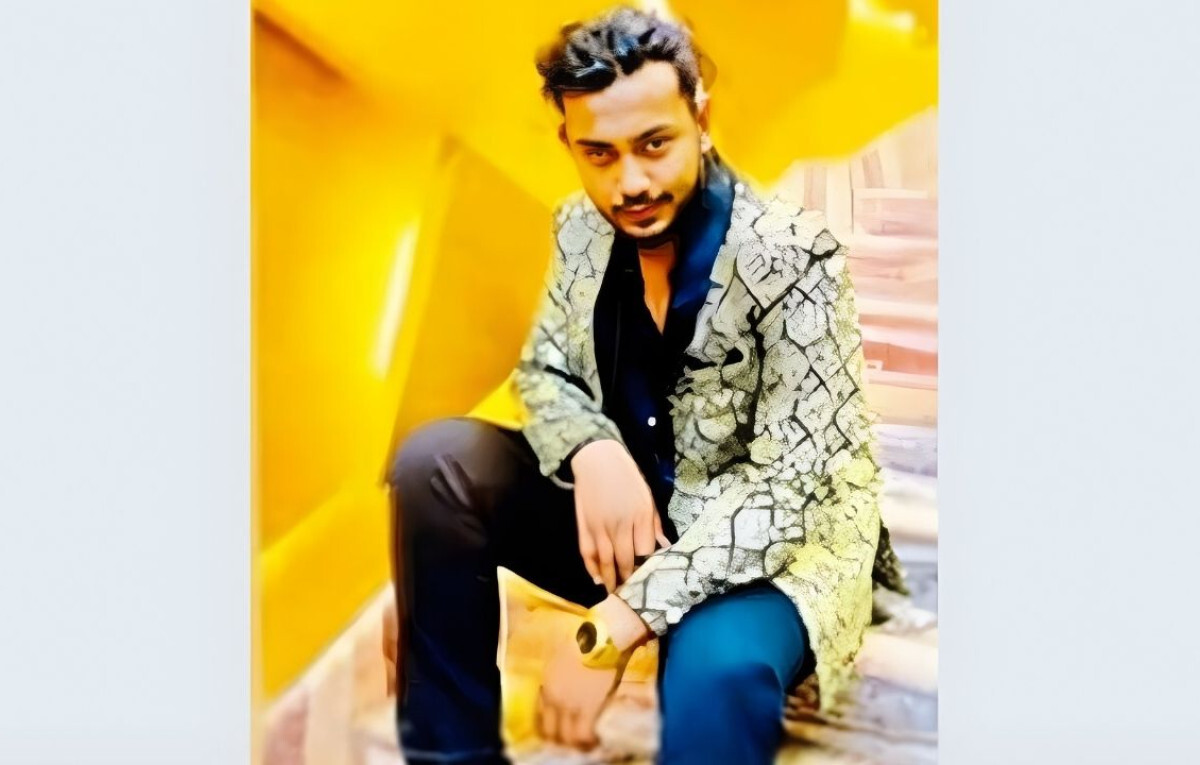 Mob Detains Notorious ‘Tension’ Gang Leader in Narayanganj