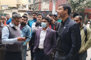 Mobile court operation in Uttara Sector-4, restaurants and shops sealed