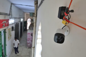 Mobile Phones Banned at Polling Stations