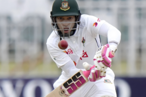 “Mushfiqur Rahim’s Historic 100th Test: Photos, Cheers, and Unwavering Focus on Cricket!”