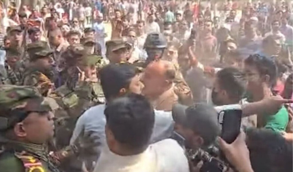 nasiruddin trapped at the cannons mouth rescued by the army "Nasiruddin trapped at the cannon's mouth, rescued by the army."
