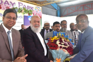 National Life Holds Year-End Review at Dream Holiday Park