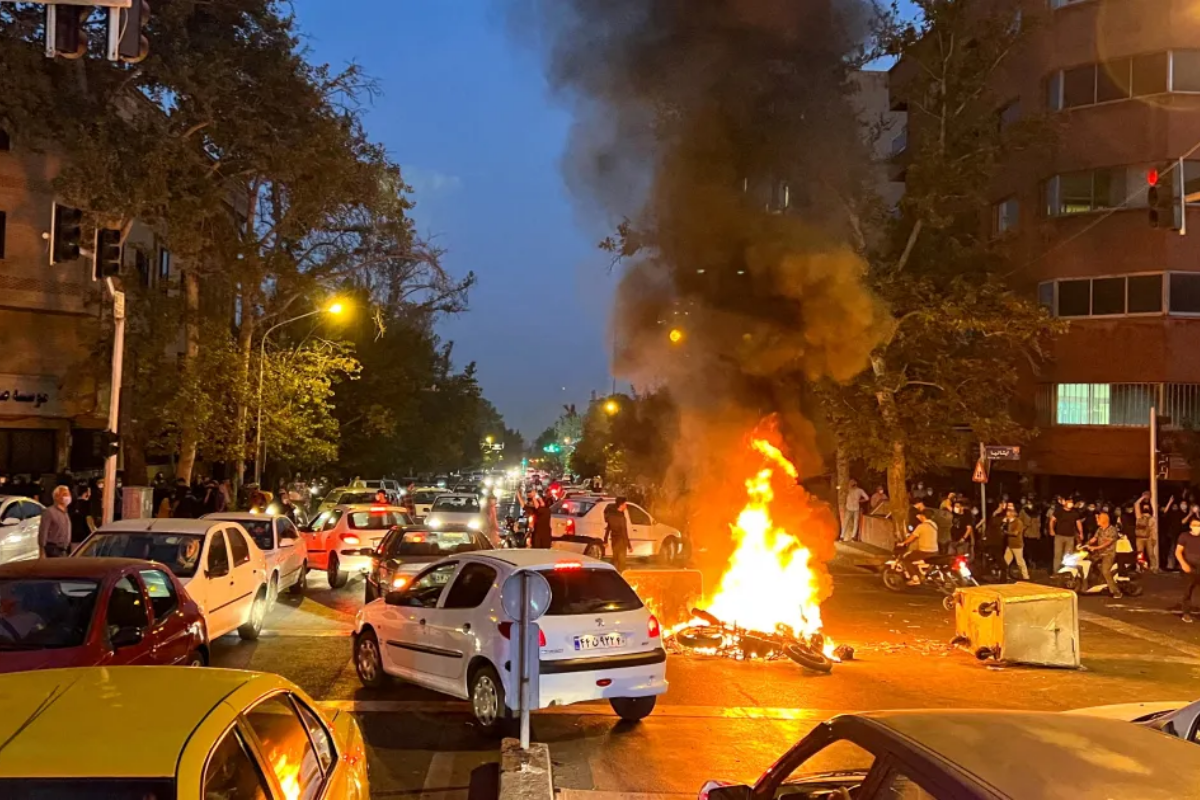 Nationwide Unrest in Iran Claims Over 200 Lives
