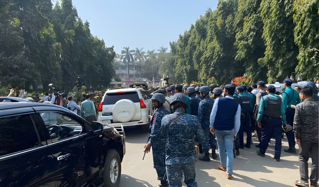 naval adviser confronts striking workers at chittagong Naval Adviser Confronts Striking Workers at Chittagong