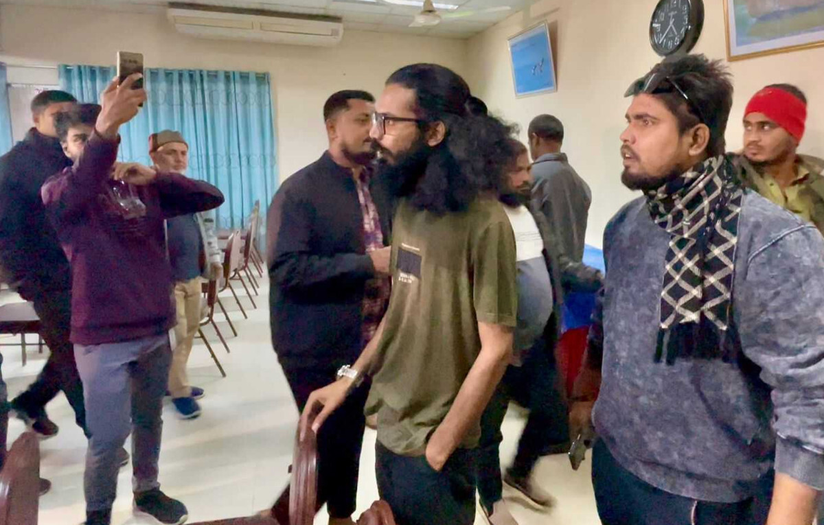 NCP Threatens Journalists with ‘Lock-Up’