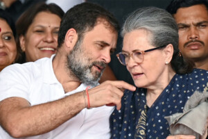 New Criminal Conspiracy Case Filed Against Sonia and Rahul Gandhi