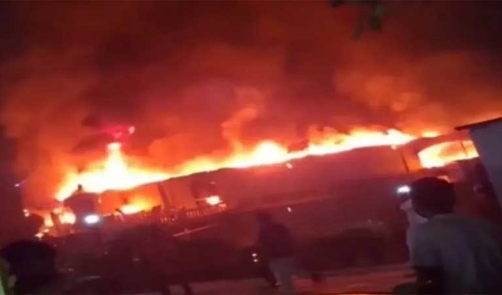 Nightclub Fire in India Kills 25 in North Goa 2 nightclub fire in india kills 25 in north goa Nightclub Fire in India Kills 25 in North Goa