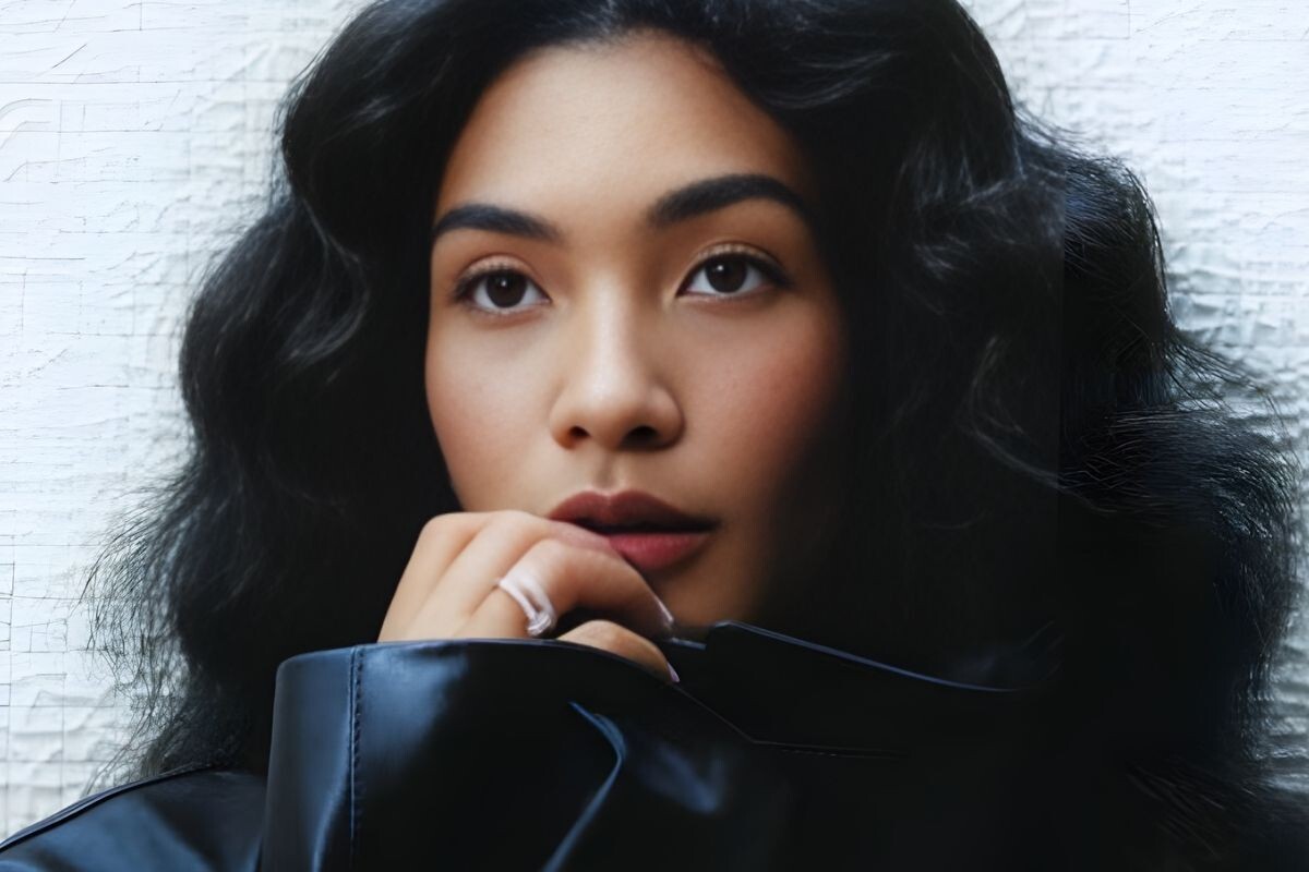 Olivia Dean Takes a Stand Against Sky-High Resale Ticket Prices