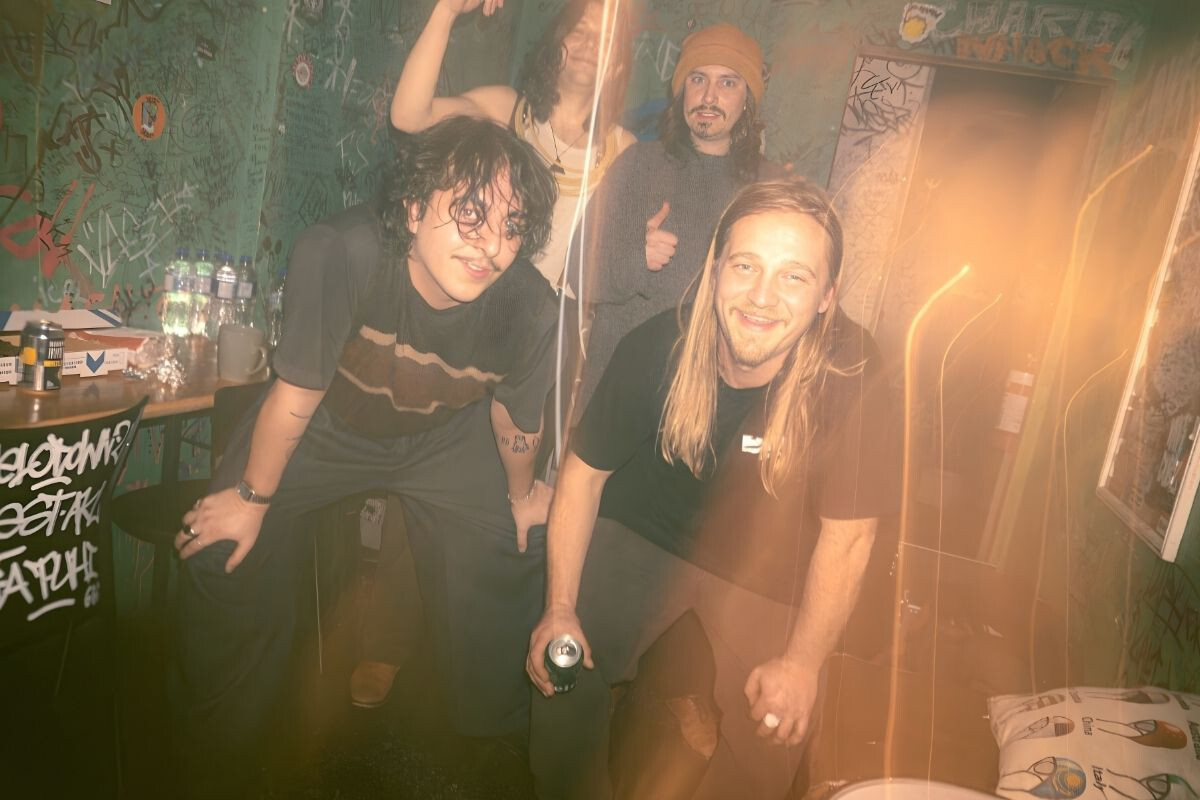 Ollie Bunnie Releases Debut Single ‘Show Me Rivers’