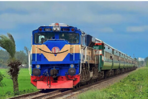 Over 2,000 Fare-Dodgers Caught in Bangladesh Railway Sweep, Nearly Half a Million Taka Collected