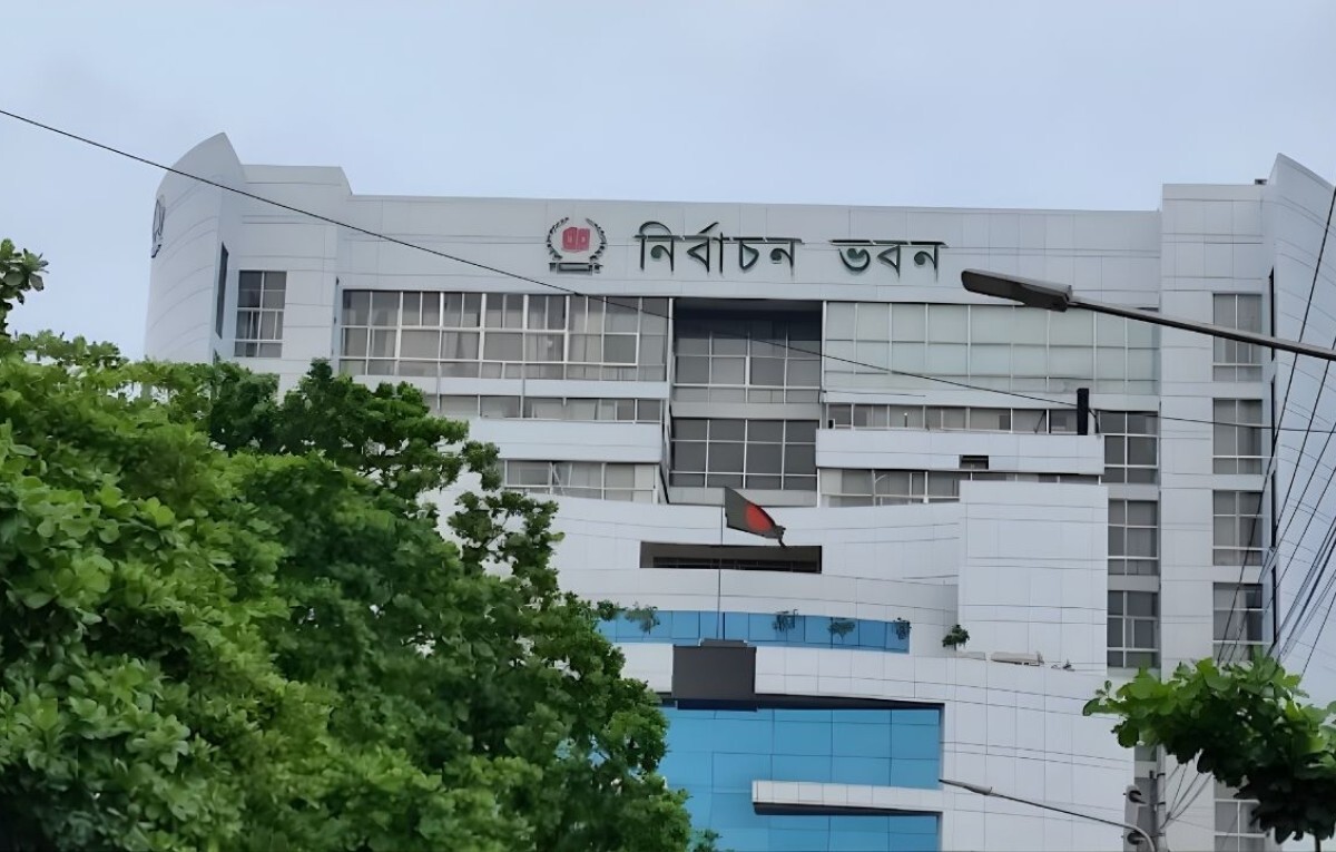 Over 445,000 Bangladeshi Expats Register for Postal Voting