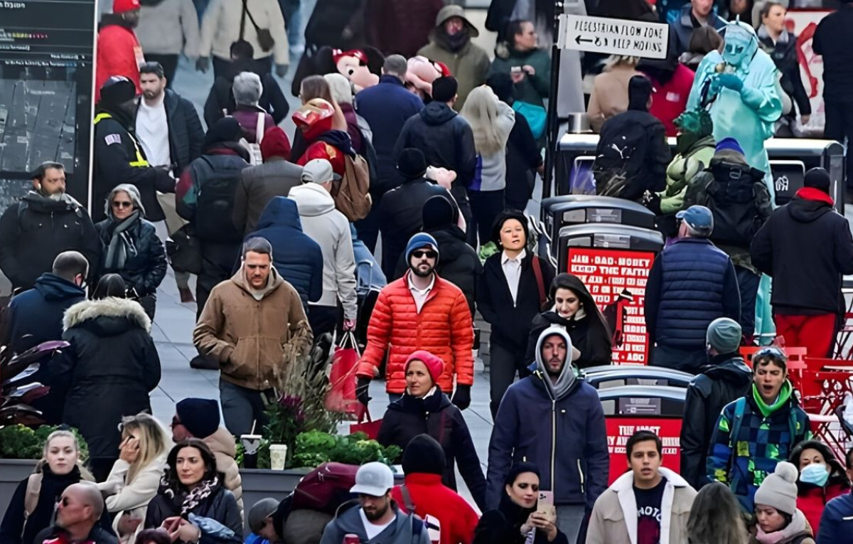 Over Half of US-Based Bangladeshi Families Rely on Benefits