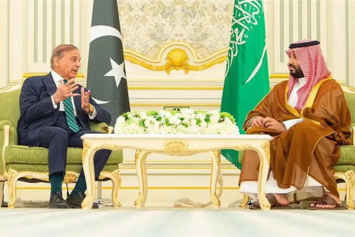Pakistan, Saudi Arabia Ink Mutual Defence Pact