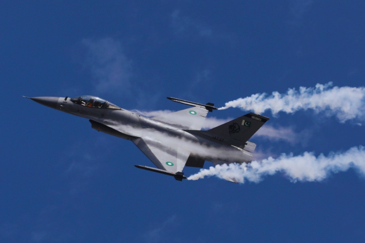 Pakistani Fighter Jet Crashes in Afghanistan, Pilot Captured