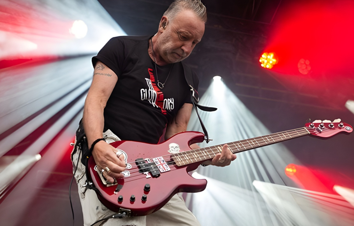 Peter Hook Marks 50 Years of Music with Retrospective Show