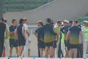 Play Stops in Shock: Earthquake Halts Mirpur Test for Dramatic Minutes!