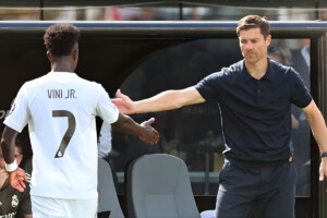 Players Secretly Questioning Alonso – Full Story Inside!