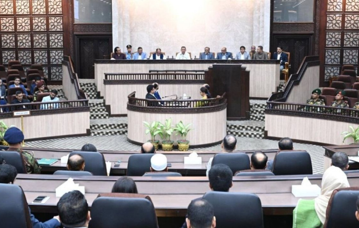PM Tarique Rahman Outlines Vision to Office Staff