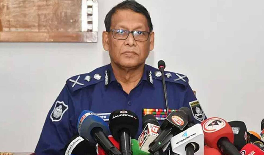 police on high alert to prevent disturbances at puja pandals igp Police on High Alert to Prevent Disturbances at Puja Pandals: IGP