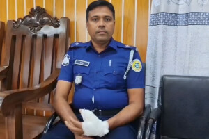 Police Sub-Inspector Injured in Drug Suspect Confrontation