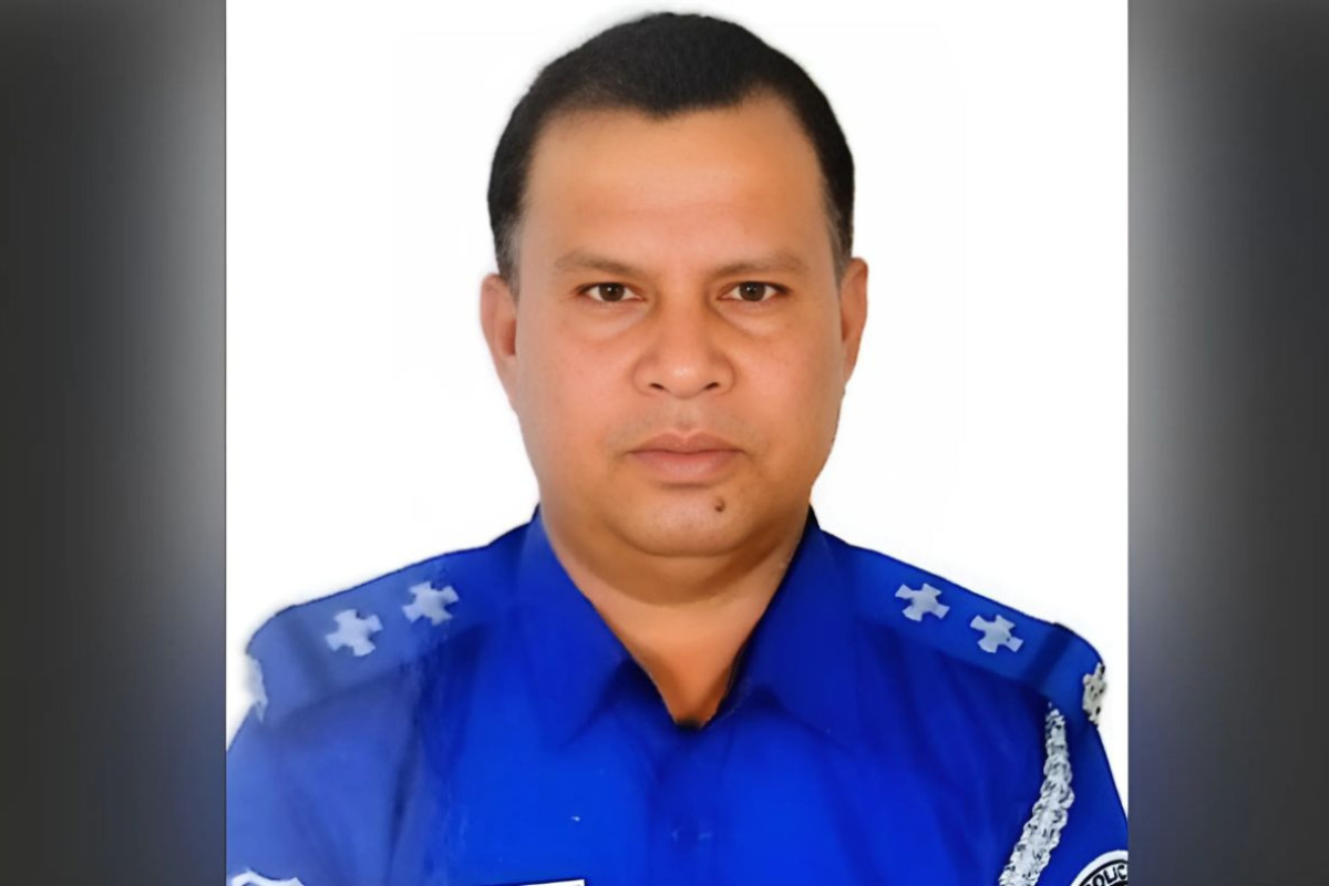 Police Sub-Inspector Killed in Collision Between Battery-Operated Mishuk and Motorcycle in Sirajganj