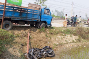 Police Sub-Inspector Seriously Injured in Truck Collision