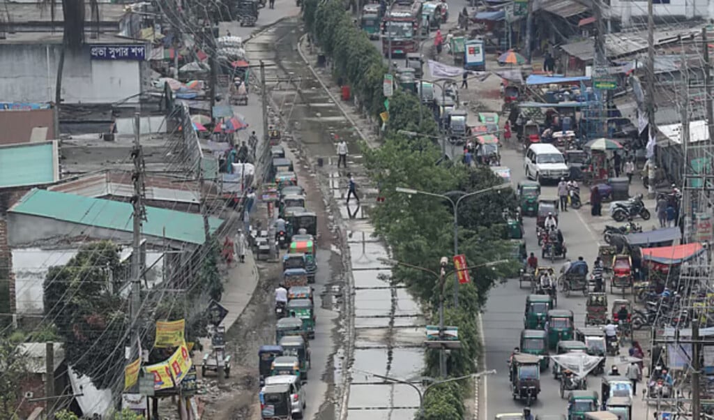 pre eid roadworks spark severe traffic gridlock in bogura Pre-Eid Roadworks Spark Severe Traffic Gridlock in Bogura