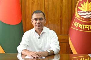 Prime Minister Exchanges Eid Greetings on First Workday