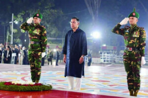 Prime Minister Pays Profound Tribute to Language Martyrs