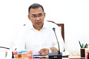 Prime Minister Urges National Energy Conservation