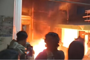 Protests Over Hadi’s Death Turn Violent in Chattogram