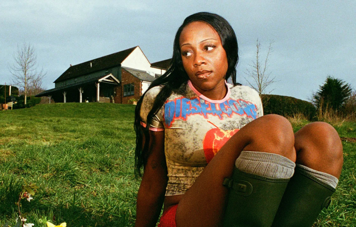 Rachel Chinouriri Unveils ‘Little House’—A Culmination of the EP’s Open-Hearted Journey