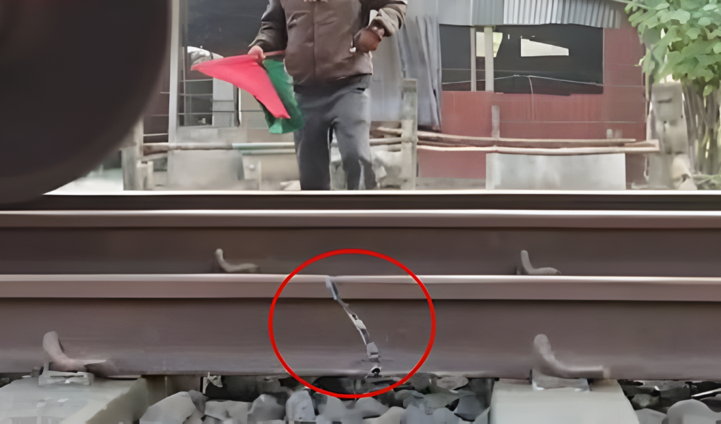 rail track cracks in natore amid intense cold Rail Track Cracks in Natore amid Intense Cold