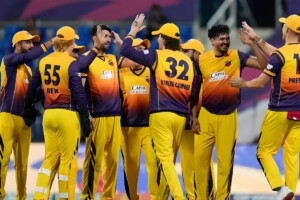 Rashid, Rew Seal Warriorz Last-Ball Triumph