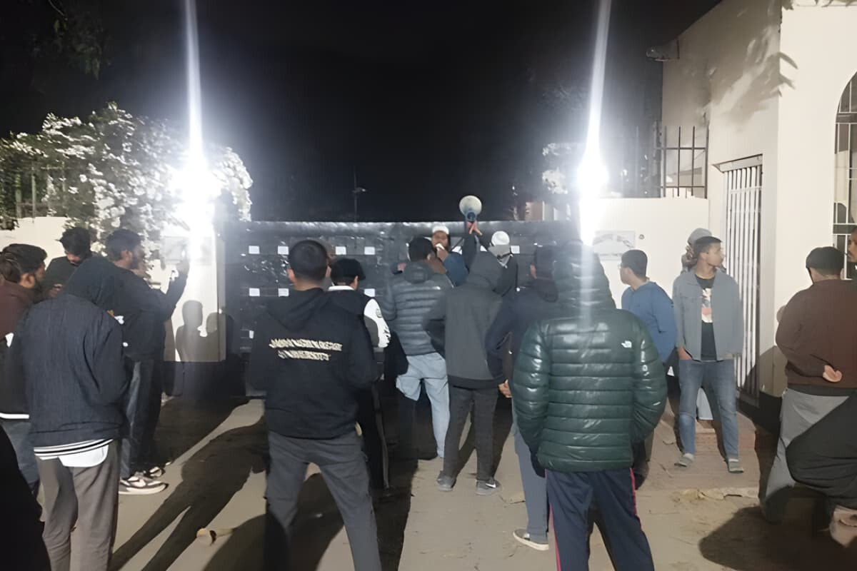 Religious Tension Erupts at Jahangirnagar Festival