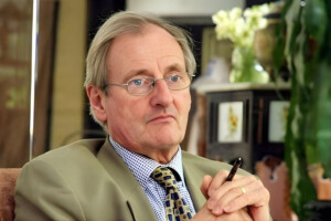 “Remembering my fearless wartime friend, Simon Dring.”